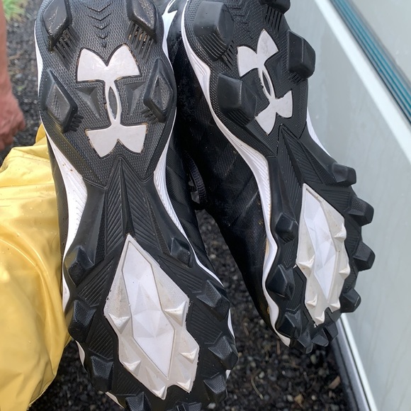 Under Armour Mens Leadoff high top black white Rubber Molded Baseball Cleats 9.5 - Picture 4 of 7